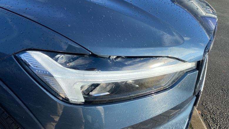 Volvo XC60 2.0 B4D Plus Dark 5dr AWD Geartronic Diesel Estate